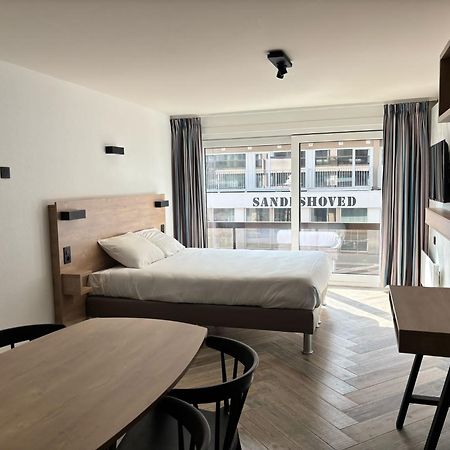 Hotel Sandeshoved Zeedijk Nieuwpoort Exteriör bild