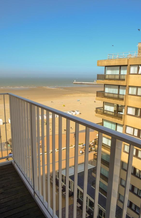 Hotel Sandeshoved Zeedijk Nieuwpoort Exteriör bild