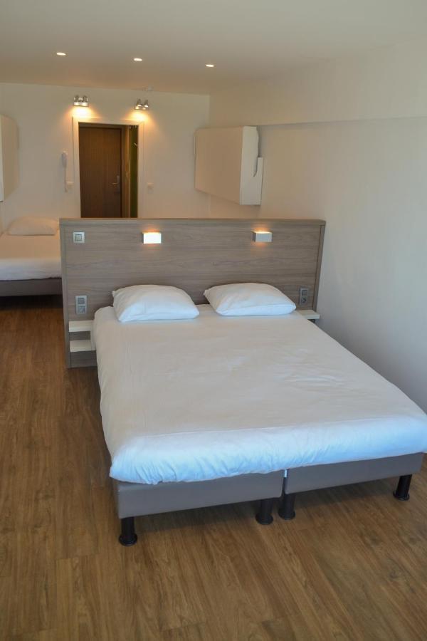 Hotel Sandeshoved Zeedijk Nieuwpoort Exteriör bild
